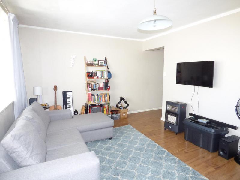 To Let 1 Bedroom Property for Rent in Sea Point Western Cape